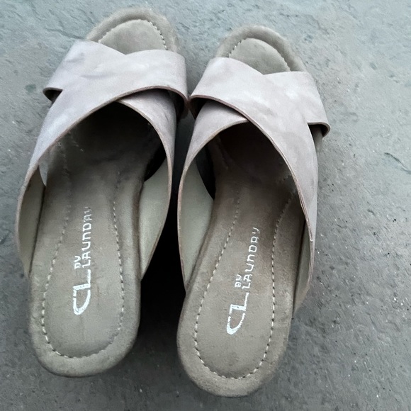 CL by Laundry Wedges 🌵7.5 - Picture 8 of 13